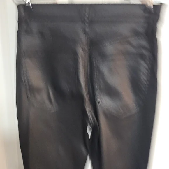 Express beand new size 4 coated Black Skinny Jeans - Picture 4 of 4